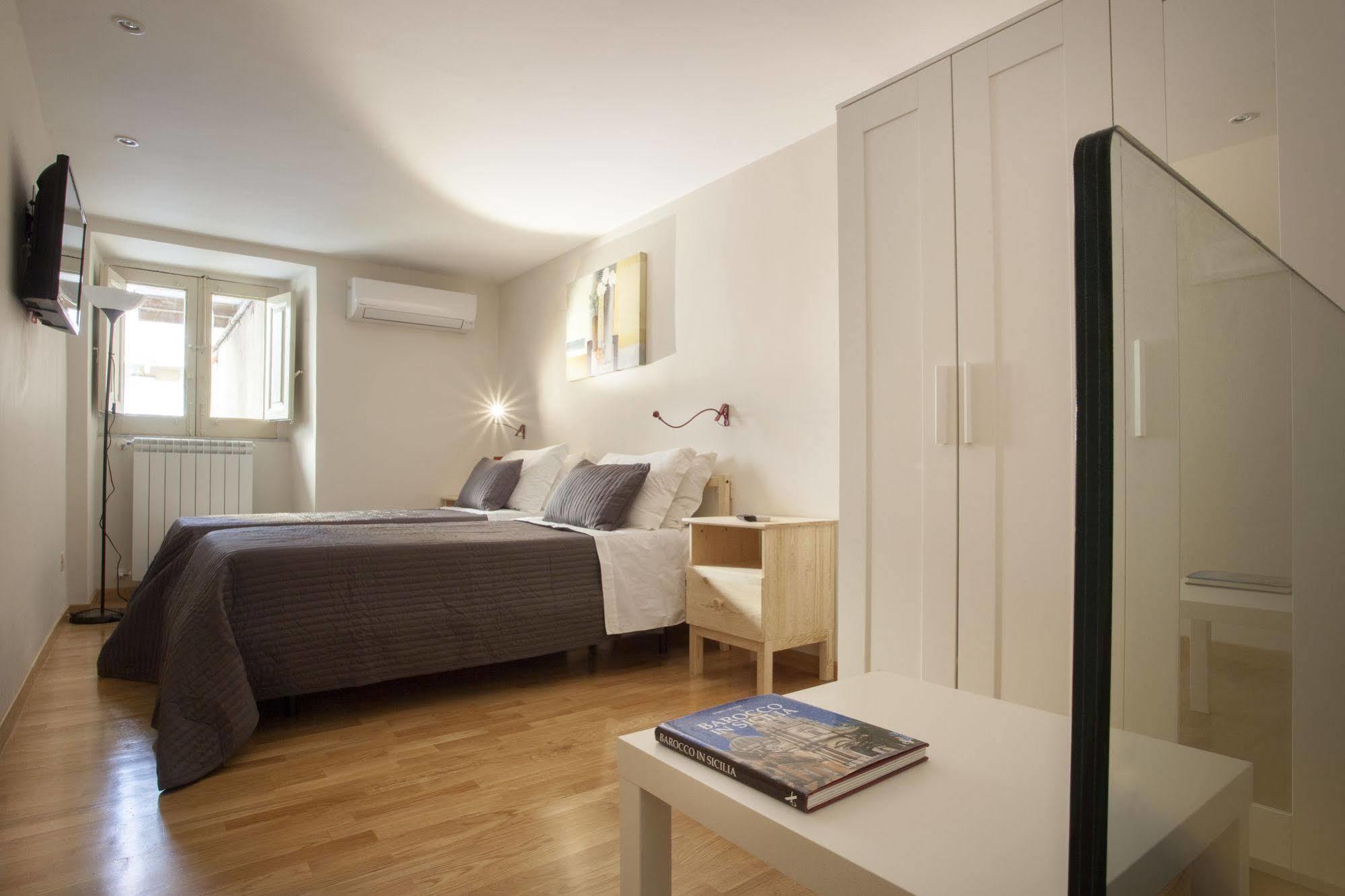 Antiche Volte Bed & Breakfast Catania Exterior photo